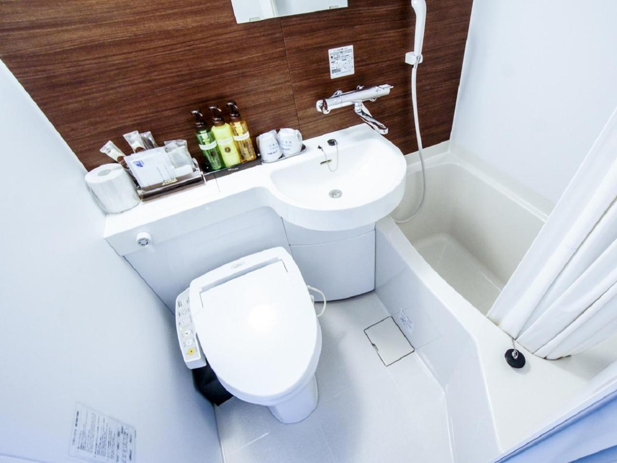 Hotel Livemax Tokyo Shiomi Ekimae Экстерьер фото
